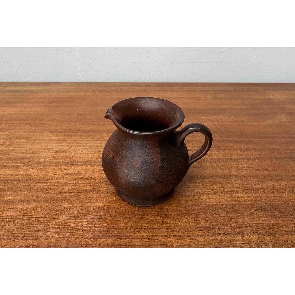 Mid-Century Minimalist Jug Vase from Hartwig Heyne Hoy Pottery, Germany, 1960s In Excellent Condition For Sale In Hamburg, DE