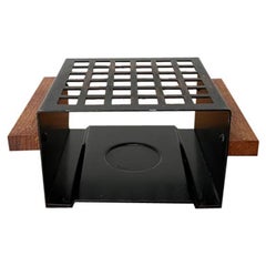 Scaldatazze minimalista di metà secolo in metallo e teak, anni '60