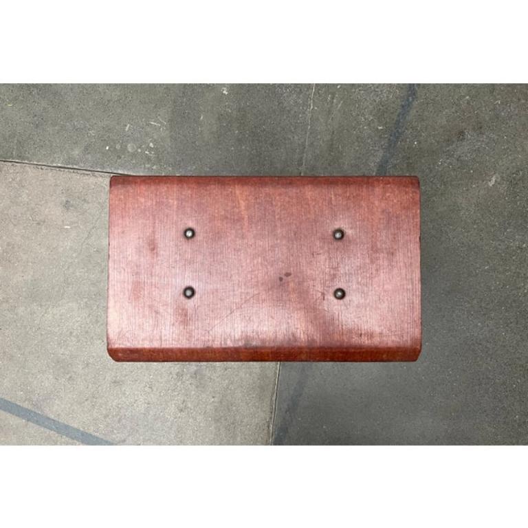 Minimalistischer Pagholz-Hocker aus der Jahrhundertmitte, 1960er Jahre (Moderne der Mitte des Jahrhunderts) im Angebot