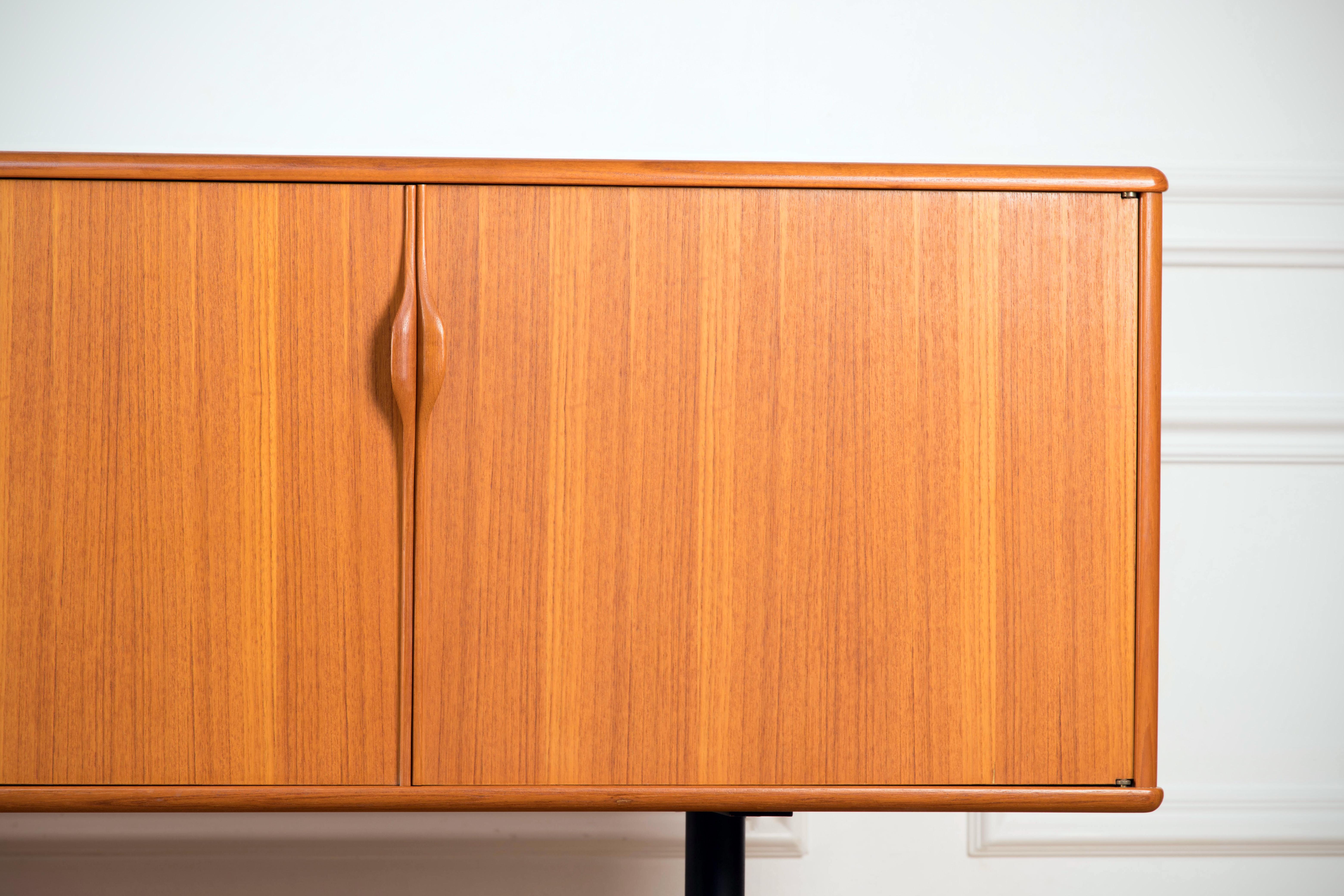 Italian Midcentury Minimalist Sideboard Classic