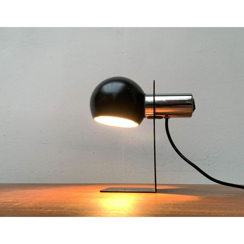 Minimalistische deutsche Mid-Century-Tischlampe aus Kaiser Leuchten, Space Age, 1960er Jahre im Angebot 2
