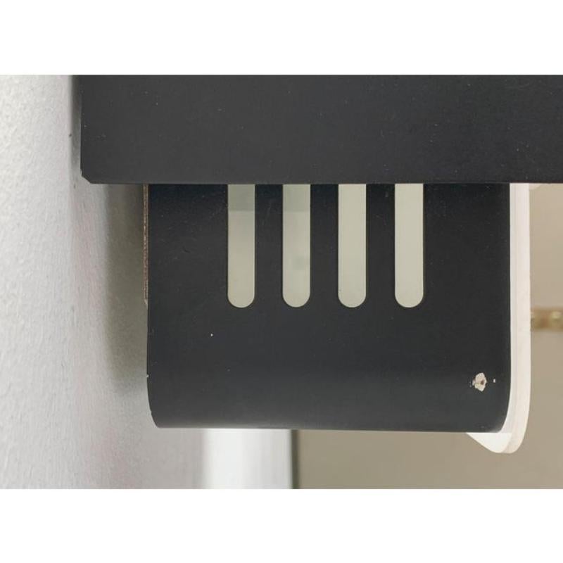 Lampada da parete minimalista di metà secolo di NO AGE, anni '60 in vendita 6