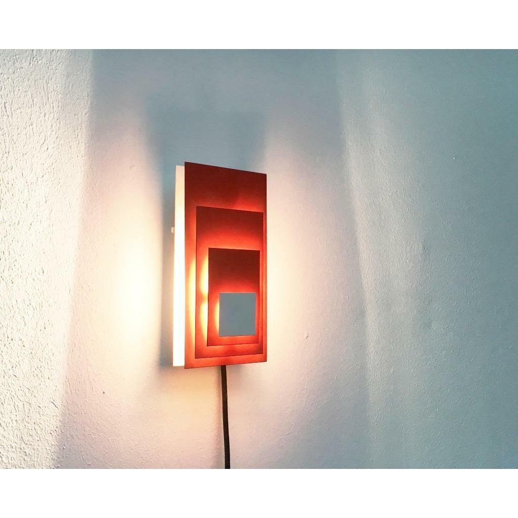 Minimalistische Mid-Century-Wandleuchte aus Hillebrand, Space Age, 1960er Jahre (Deutsch) im Angebot