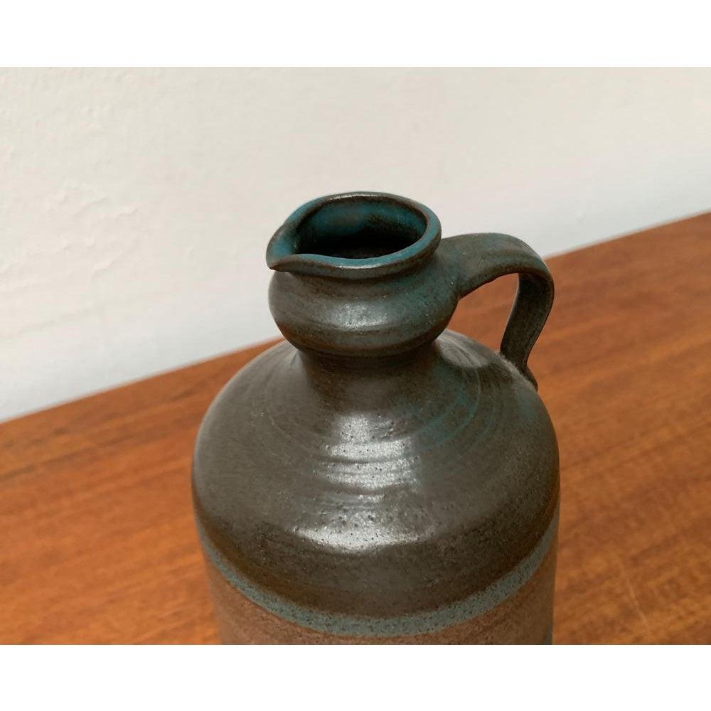 Mid-Century Minimalist Studio Pottery Carafe Vase, 1960s For Sale 1