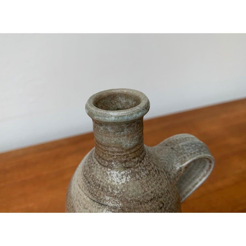 Minimalistische Mid-Century-Karaffe-Vase aus Studio-Keramik, 1960er Jahre im Angebot 4