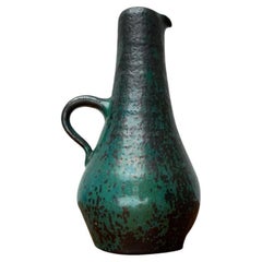 Vase carafe en poterie Studio Minimaliste du milieu du siècle par Helma Klett, années 1960