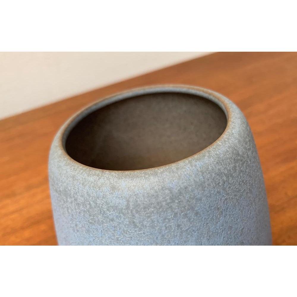 Mid-Century Minimalist Studio Pottery Vase by Hildegard and Peter Delius, 1960s For Sale 4