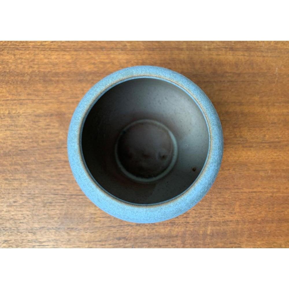 Mid-Century Minimalist Studio Pottery Vase by Hildegard and Peter Delius, 1960s In Excellent Condition For Sale In Hamburg, DE