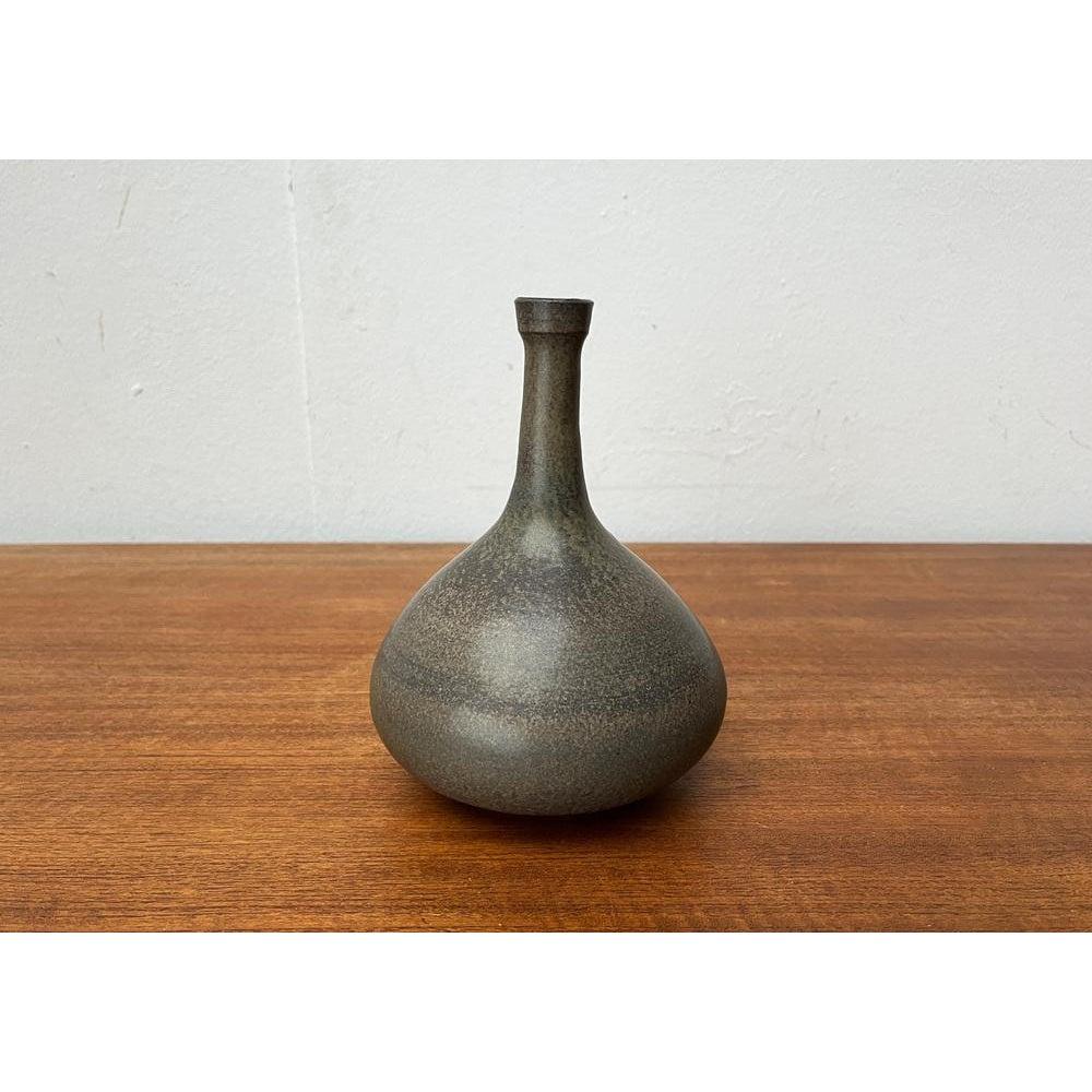 Mid-Century Minimalist Studio Pottery Vase by Mathies Schwarze, Germany, 1960s For Sale 1