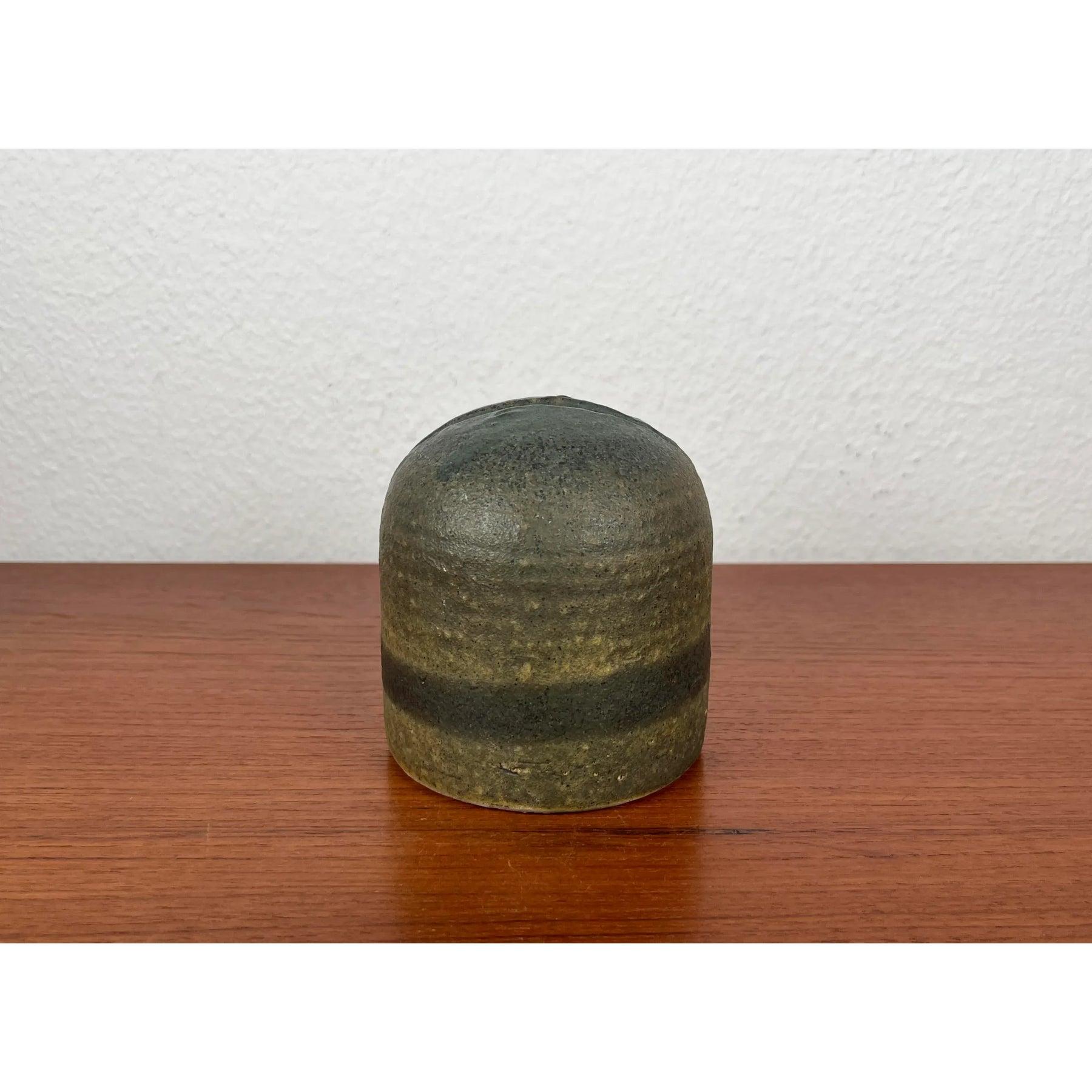 Mid-Century Minimalist Studio Pottery Vase by Piet Knepper for Mobach, 1960s For Sale 6