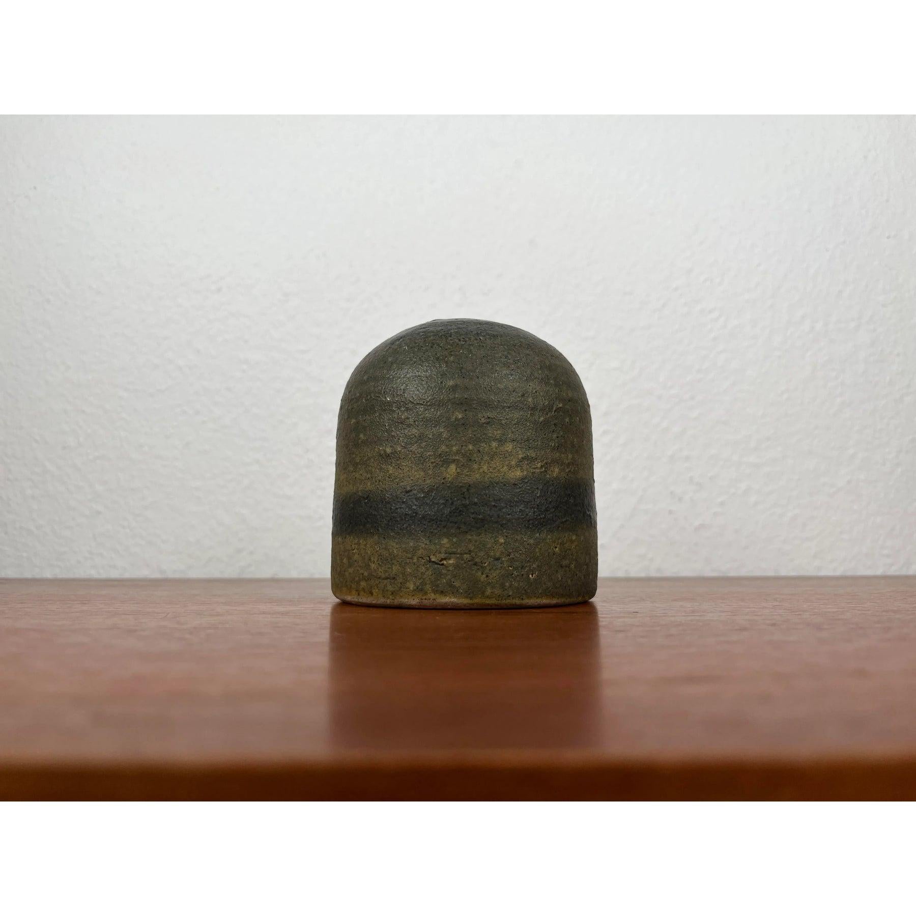 Mid-Century Minimalist Studio Pottery Vase by Piet Knepper for Mobach, 1960s For Sale 1