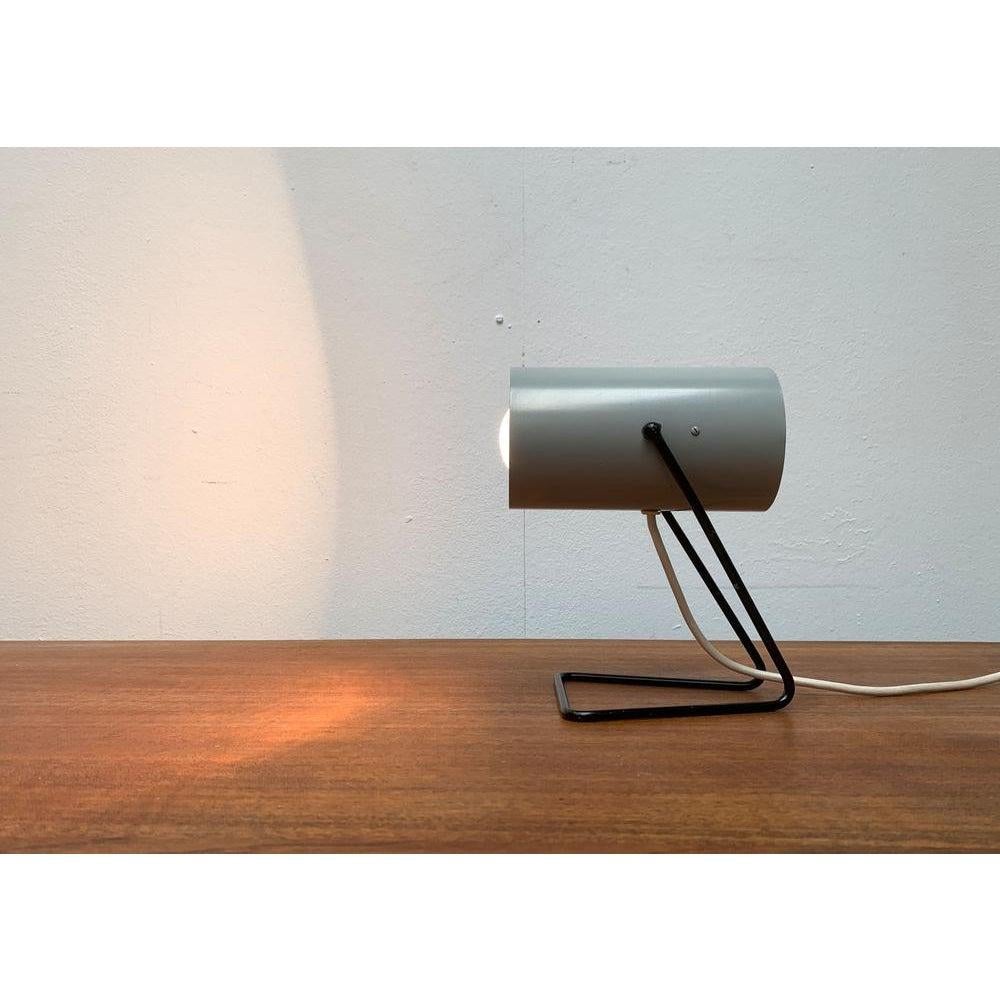Lámpara de mesa minimalista de mediados de siglo, años 60 Moderno de mediados de siglo en venta