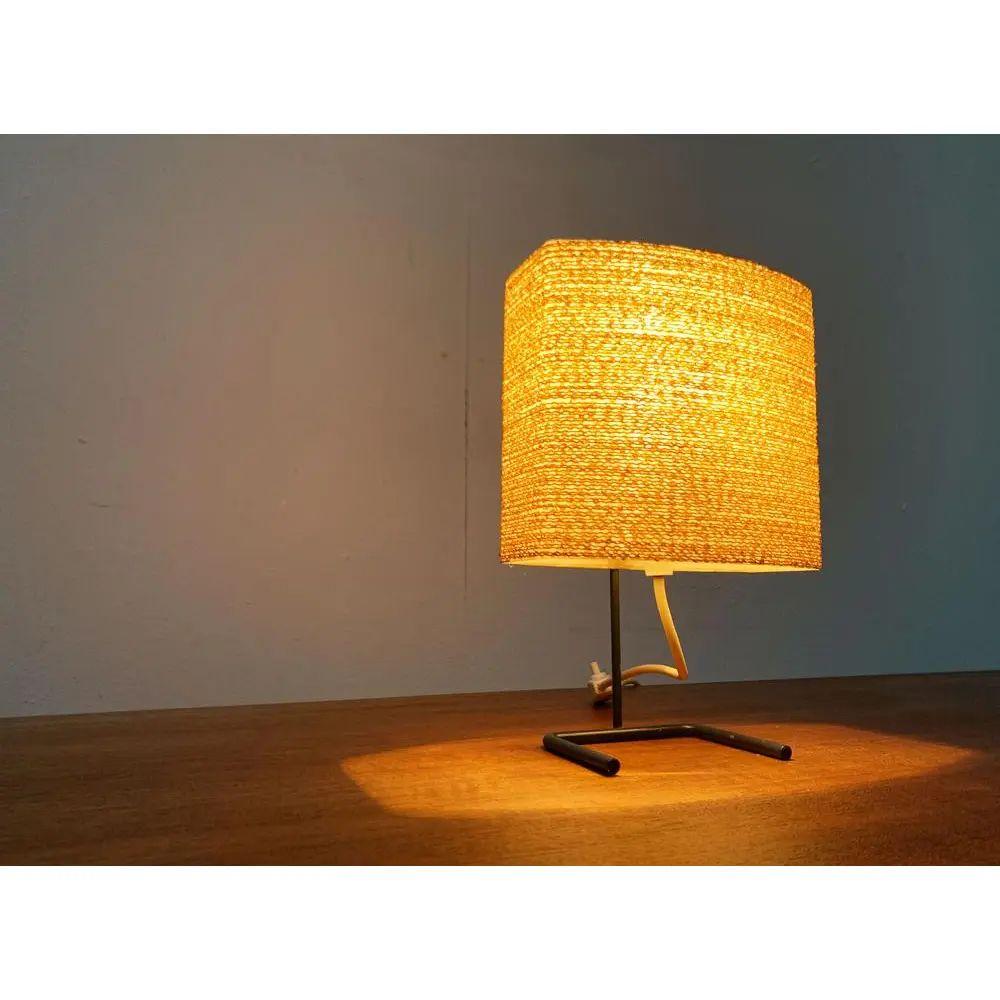 Lámpara de mesa minimalista de mediados de siglo, años 60 en Excelente estado para la venta en Hamburg, DE