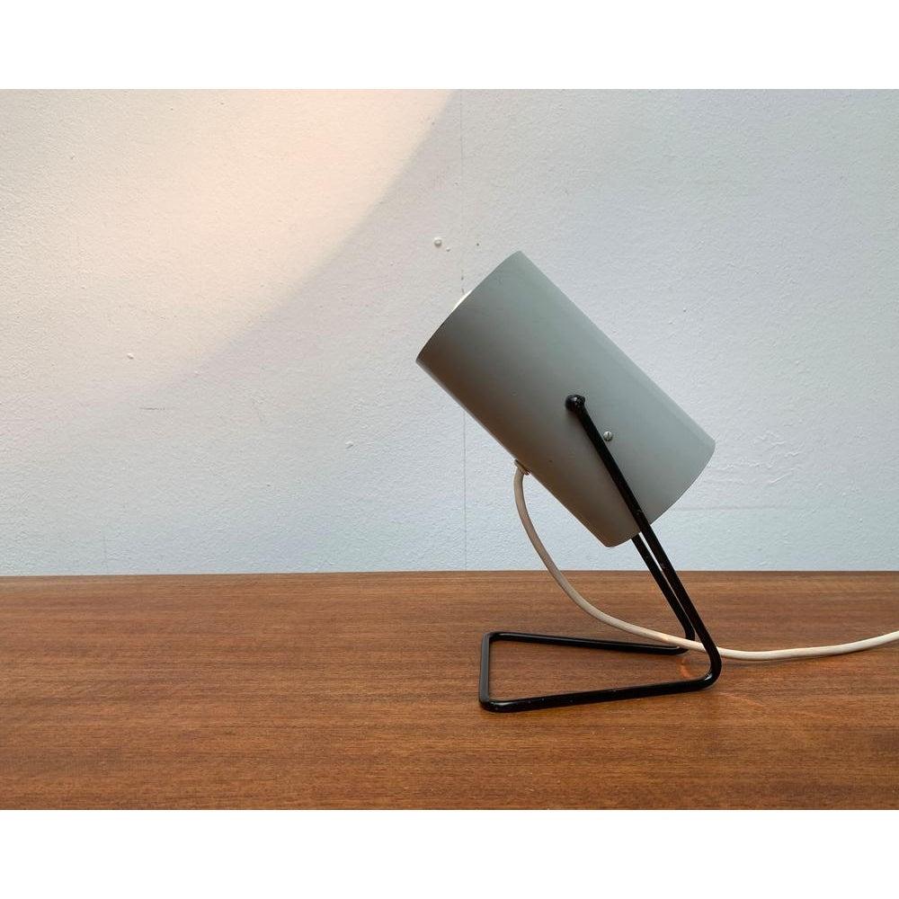 Lámpara de mesa minimalista de mediados de siglo, años 60 en venta 2