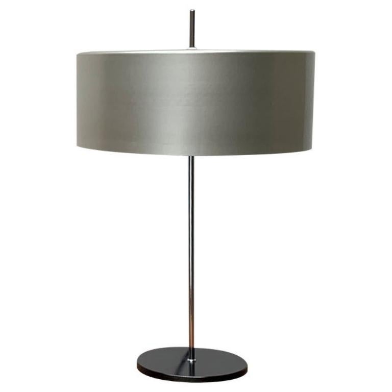 Minimalistische Mid-Century-Tischlampe aus Metall und Kunststoff, 1960er Jahre