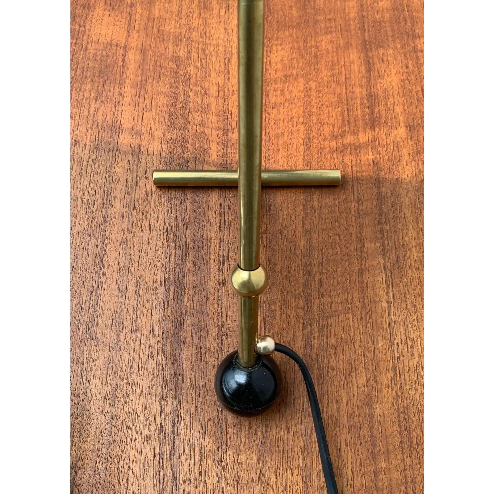 Mid-Century Minimalist Table Lamp in the style of Boris Lacroix, 1960s For Sale 4