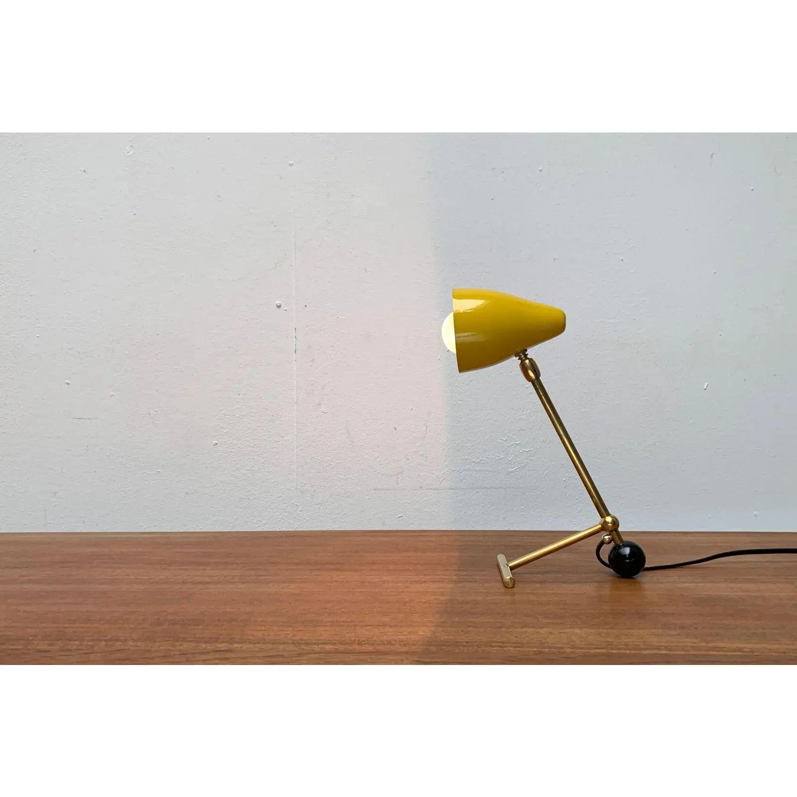Mid-Century Minimalist Table Lamp in the style of Boris Lacroix, 1960s For Sale 3
