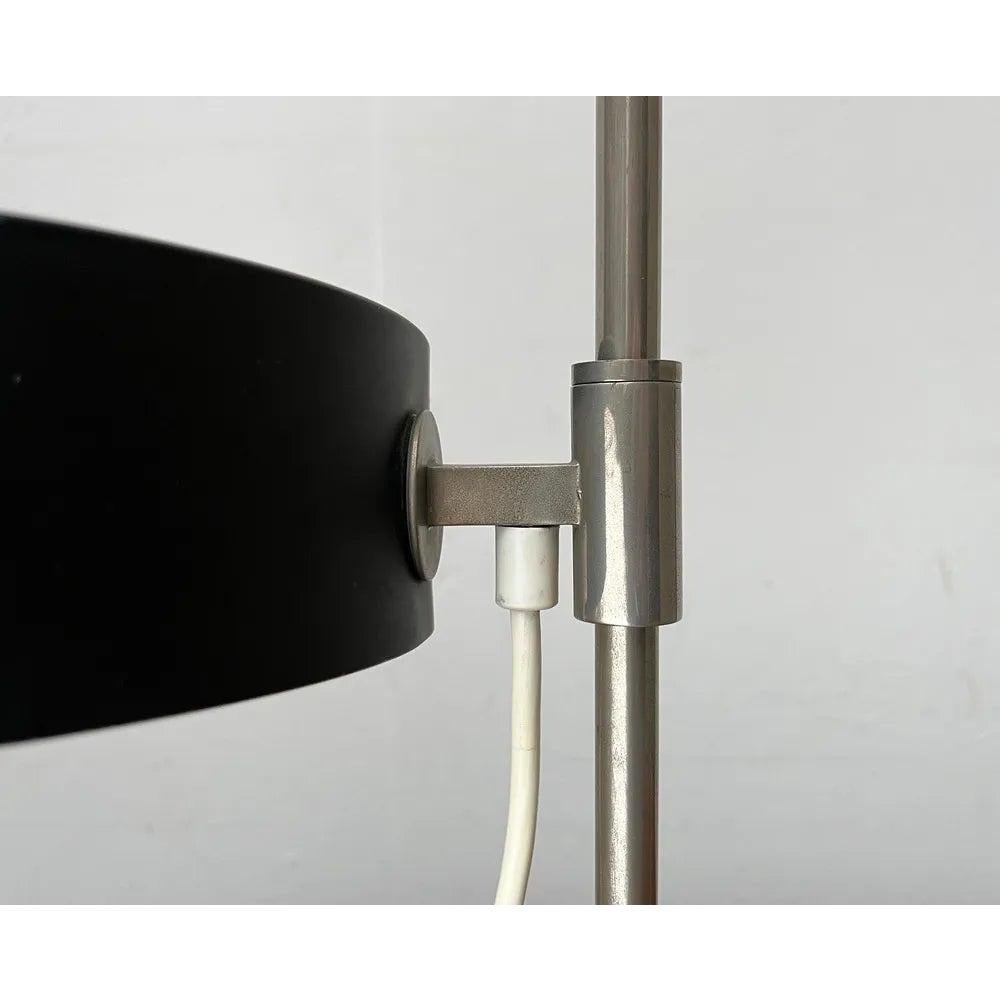 Lampe de table minimaliste du milieu du siècle avec base en placage de teck, années 1960 en vente 5