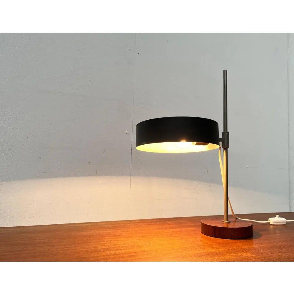 Lampe de table minimaliste du milieu du siècle avec base en placage de teck, années 1960 en vente 2