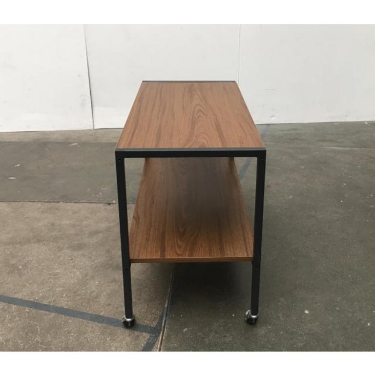 Chariot de bar minimaliste en teck du milieu du siècle, années 1960 Bon état - En vente à Hamburg, DE