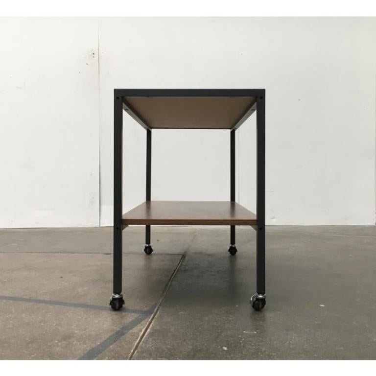 Métal Chariot de bar minimaliste en teck du milieu du siècle, années 1960 en vente