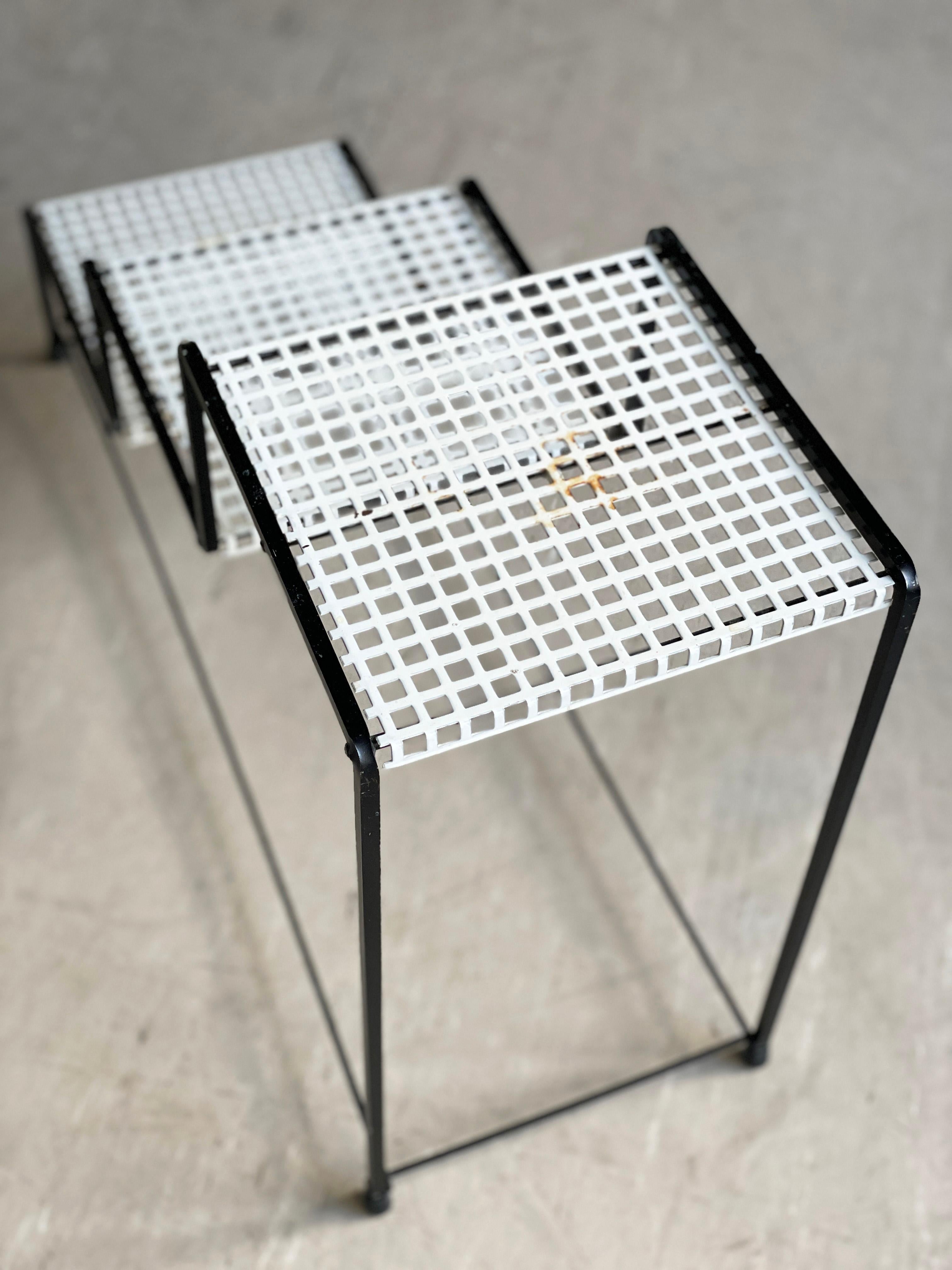 Metal Mid Century Minimalist Tiered Plant Stand