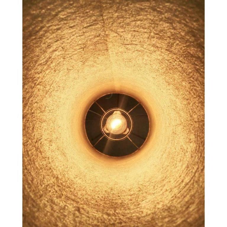 Lampada da terra minimalista a treppiede Cocoon, 1960 In condizioni ottime in vendita a Hamburg, DE