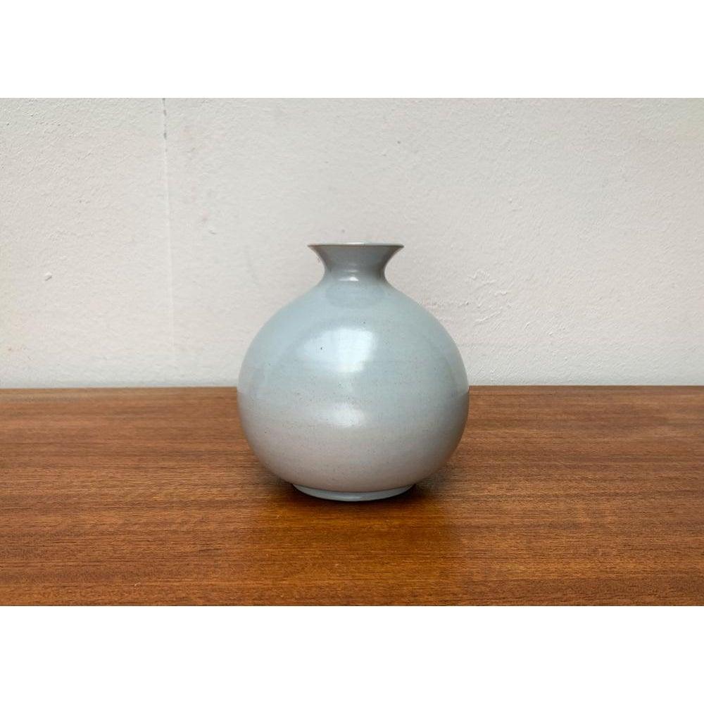 Mid-Century Minimalist Vase, 1960s For Sale 7