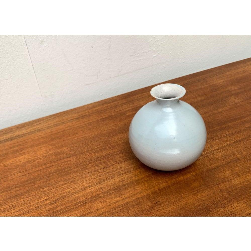 Mid-Century Minimalist Vase, 1960s For Sale 1