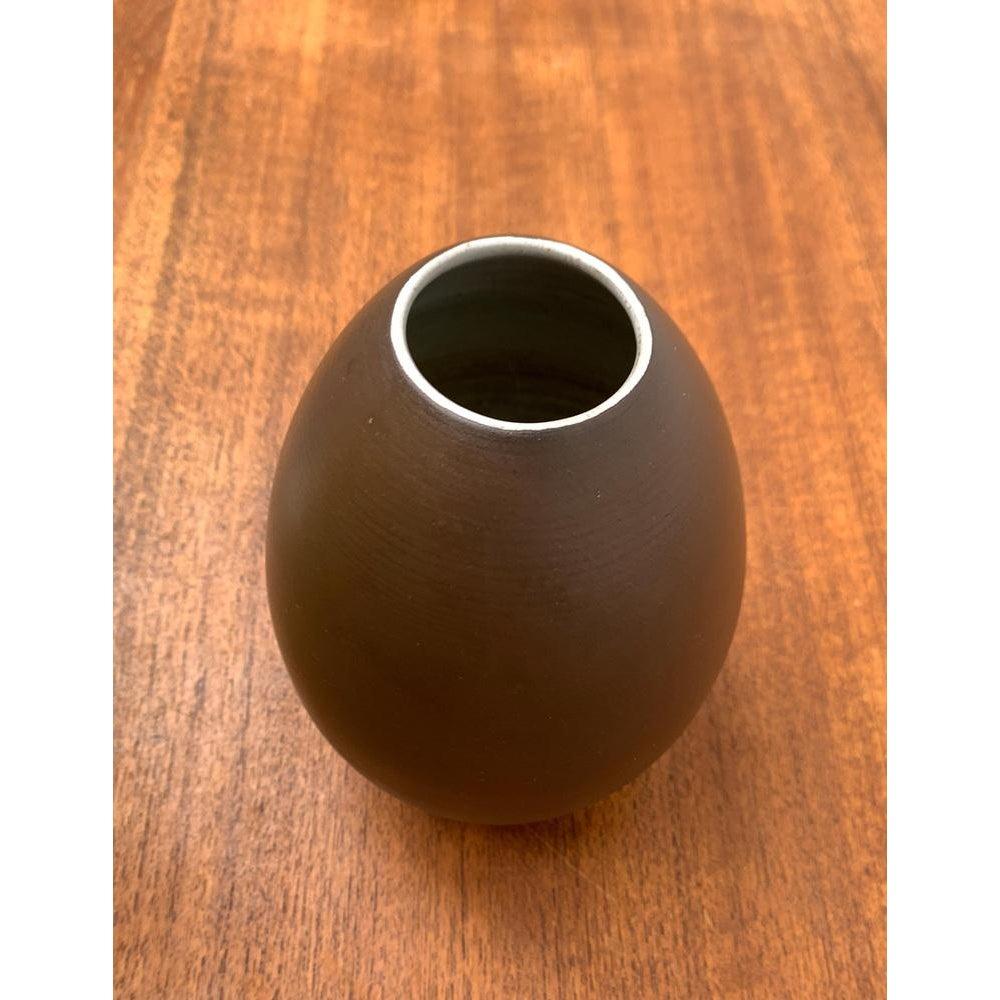 Mid-Century Minimalist Vase from Kastl For Sale 1
