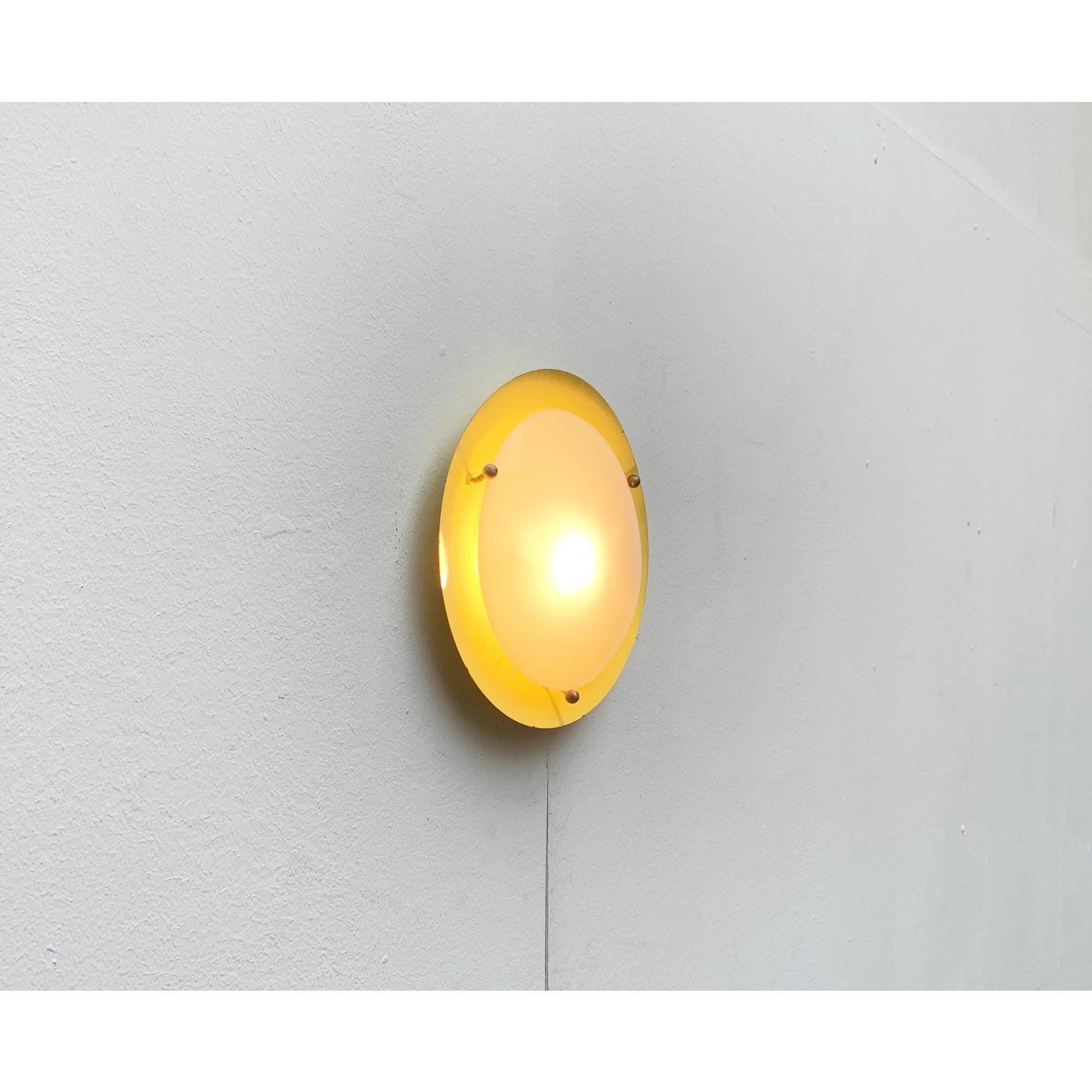 Lámpara de pared o techo minimalista de mediados de siglo Moderno de mediados de siglo en venta