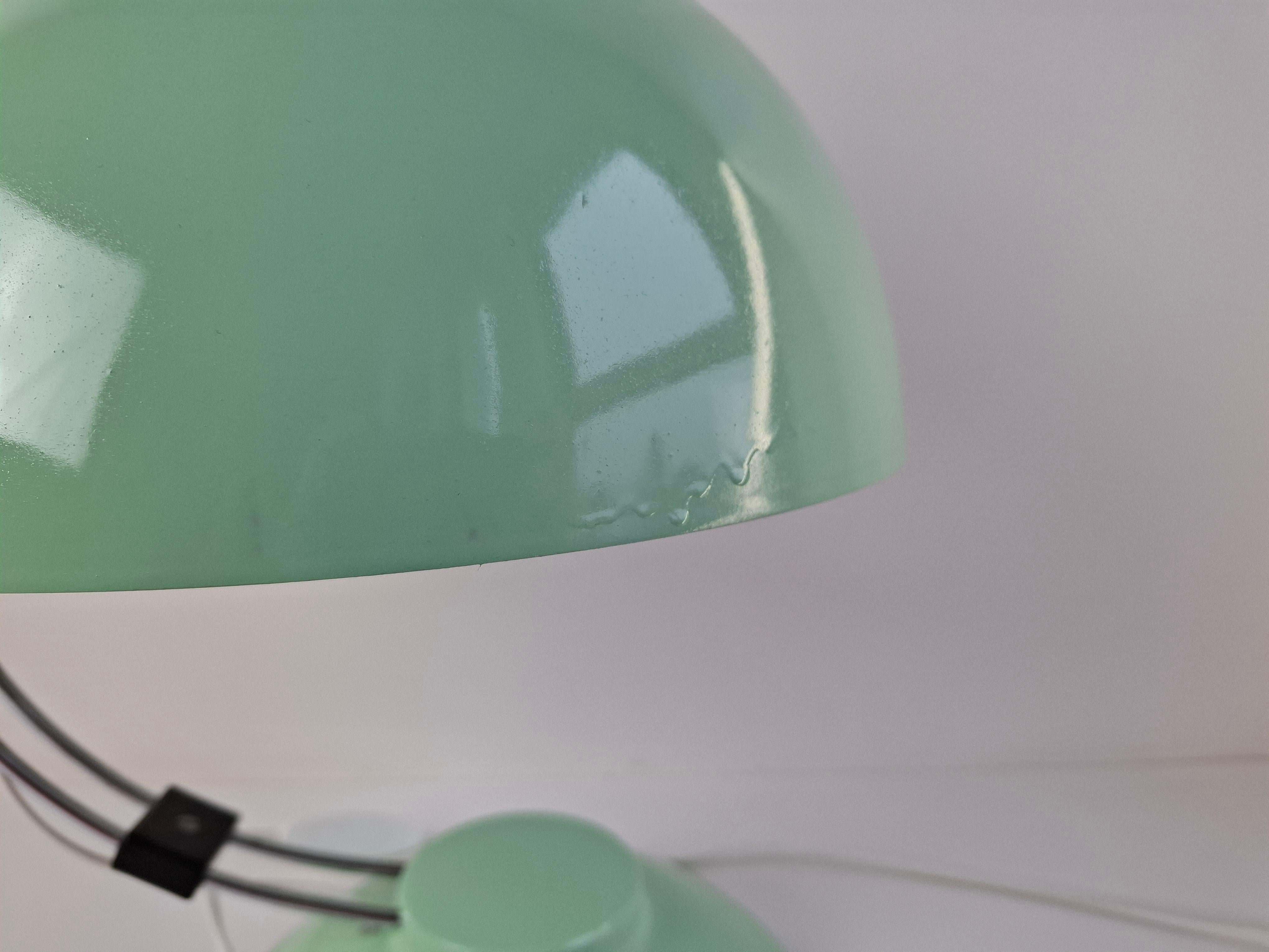 Mid-Century Mint Green Czech Desk Lamp with Chrome and Adjustable Shade en venta 9