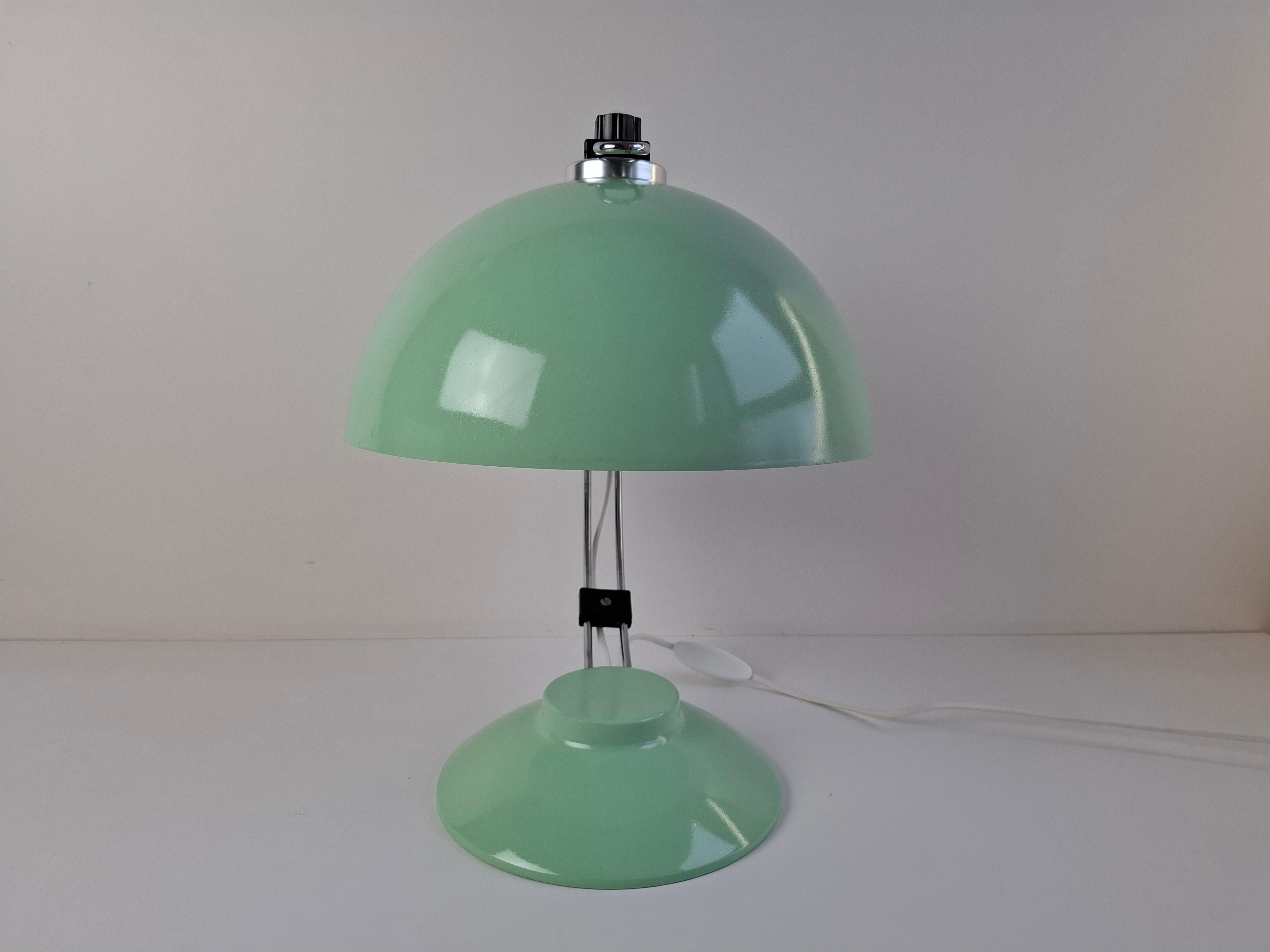 Mid-Century Mint Green Czech Desk Lamp with Chrome and Adjustable Shade en venta 12