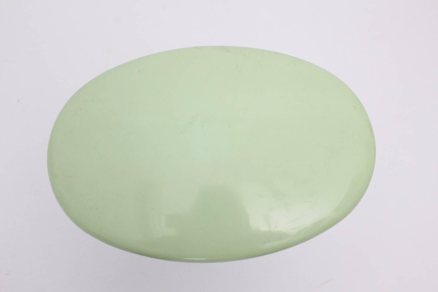 Mid Century Modern Pastel Green Plastic Stool Carrara Matta Torino, Italy, 1970s In Good Condition For Sale In Vienna, AT