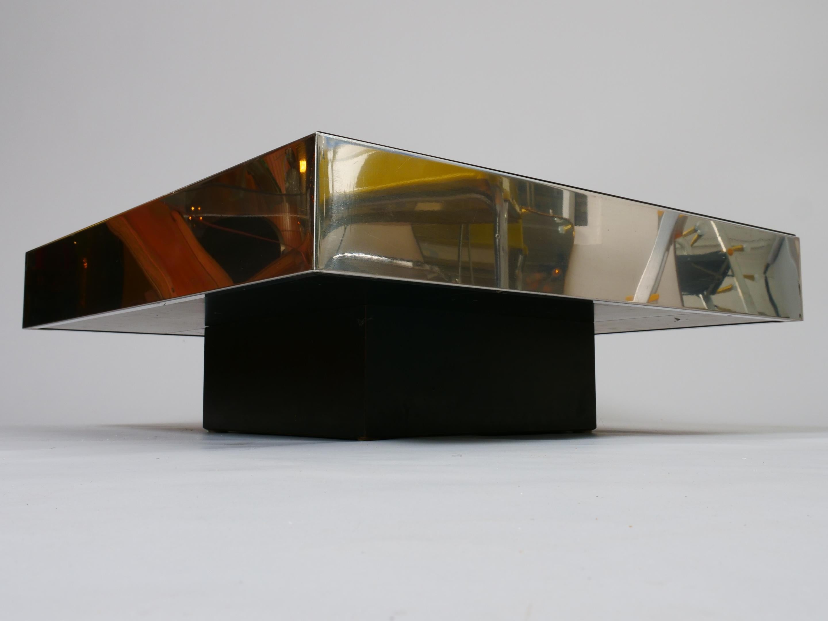 Mid century mirror and chrome square table for Cidue c1980 For Sale 4