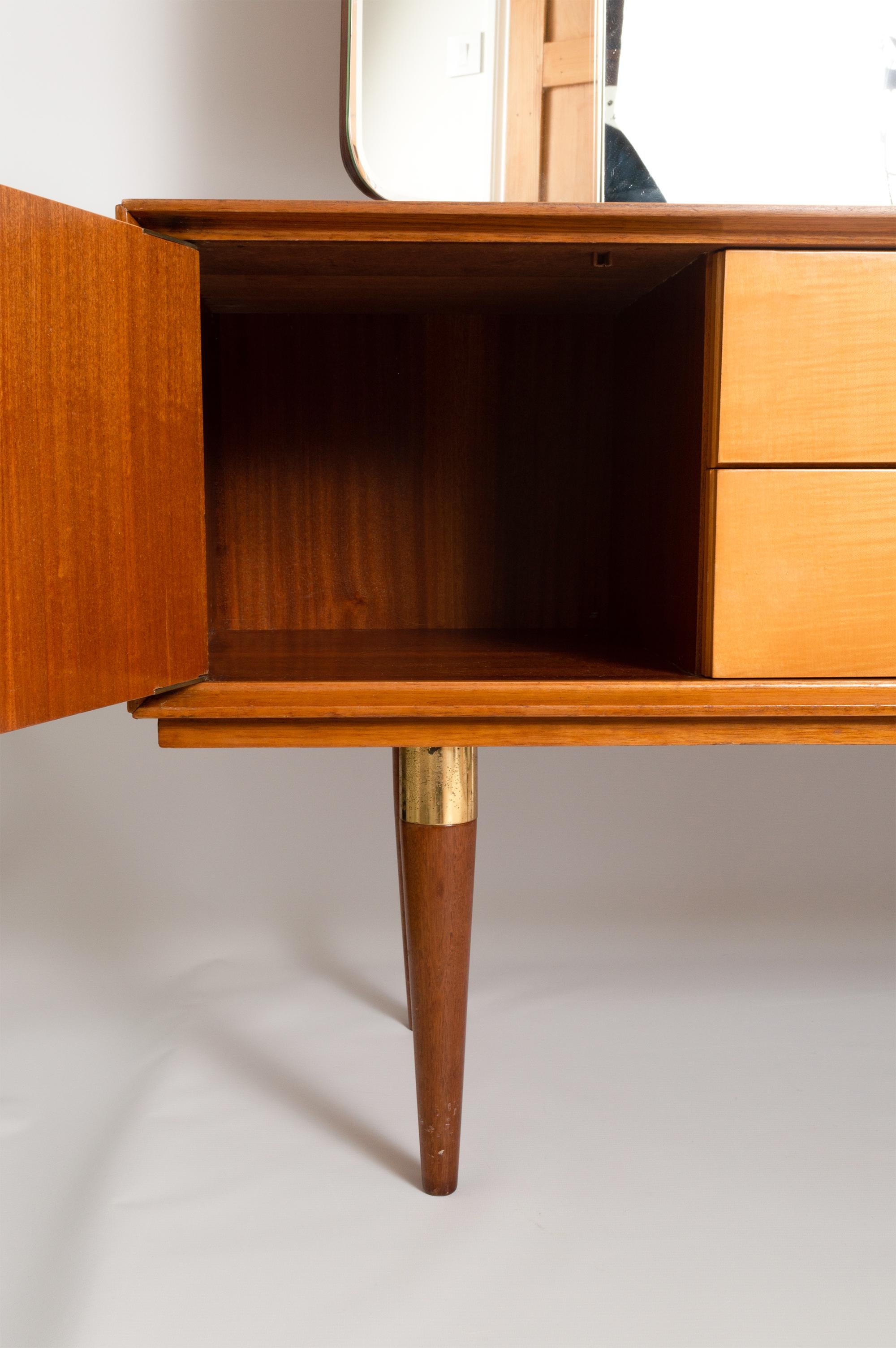 Lacquered Midcentury Mirrored Dressing Table in Sycamore and Walnut, France, circa 1950 For Sale