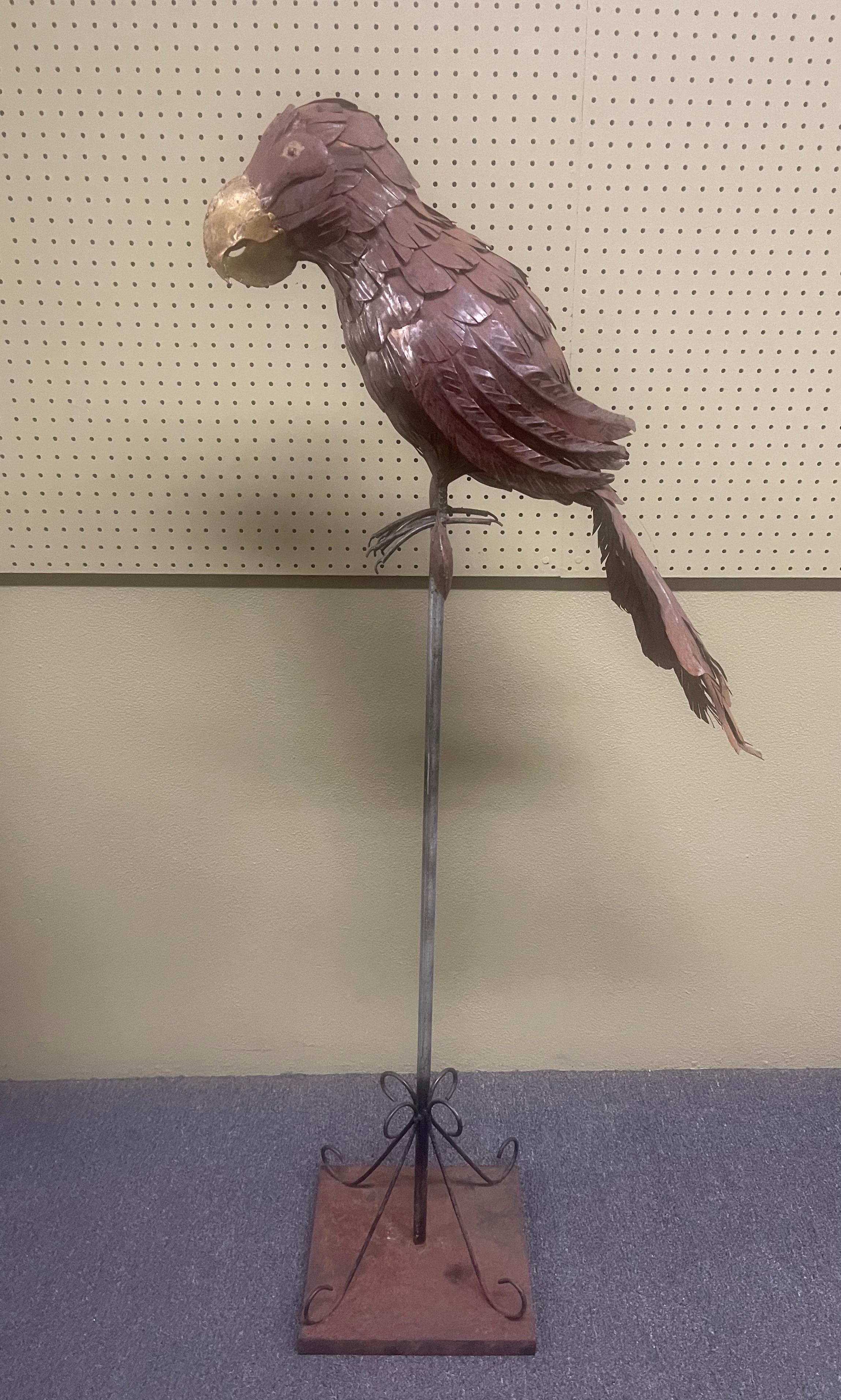 Papagei-Skulptur aus gemischtem Metall im Stil von Sergio Bustamante aus der Mitte des Jahrhunderts im Angebot 2