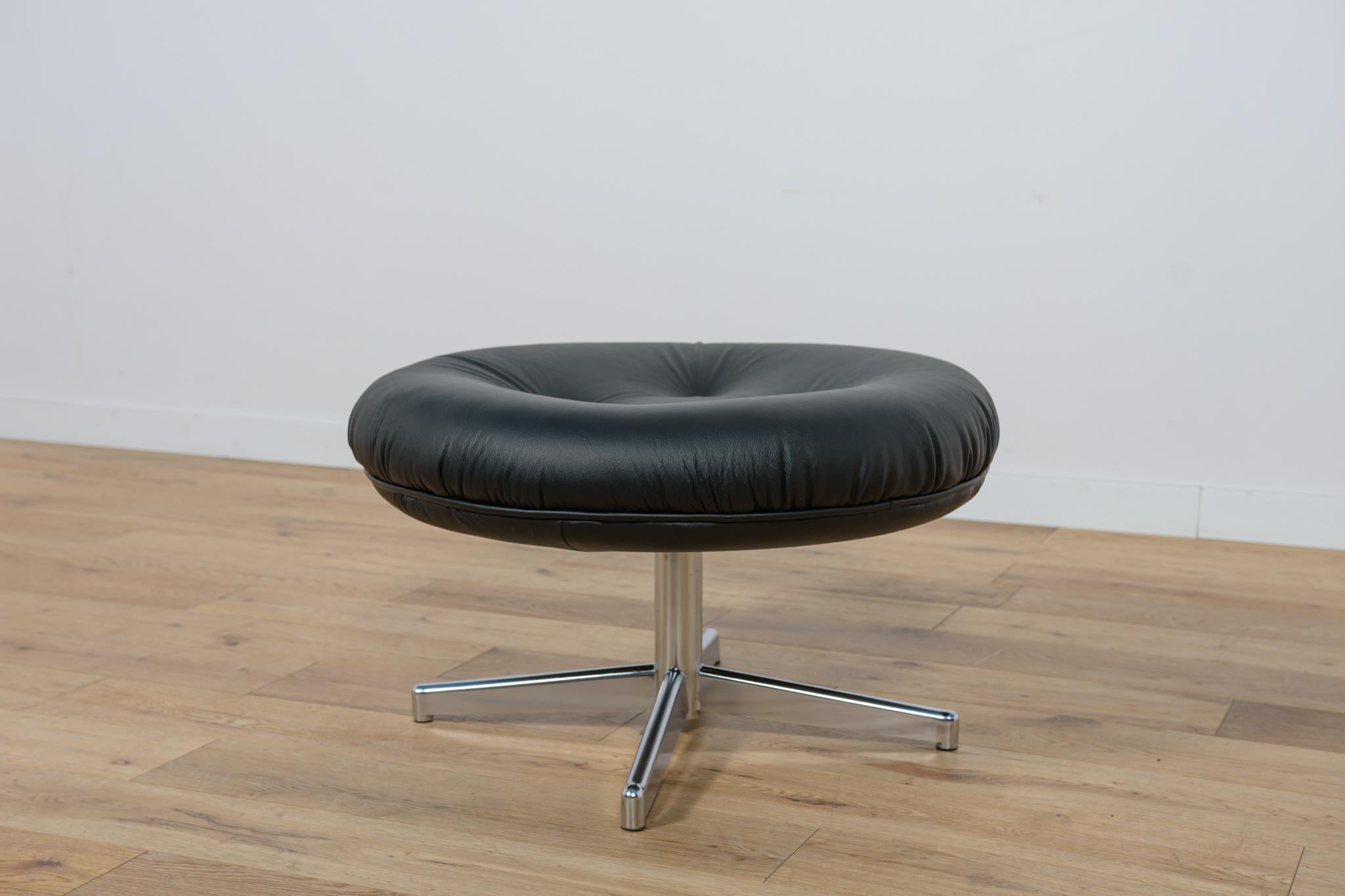 Mid-Century ML 214 Lounge Chair with Ottoman by Illum Wikkelsø for Mikael Laurse For Sale 7