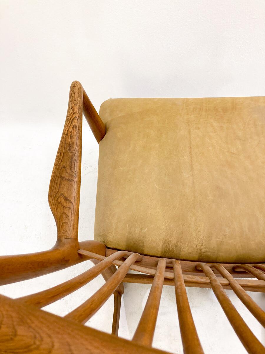Leather Mid-Century 'Ml- 33' Rocking Chair by Hans J. Wegner for a/S Mikael Laursen
