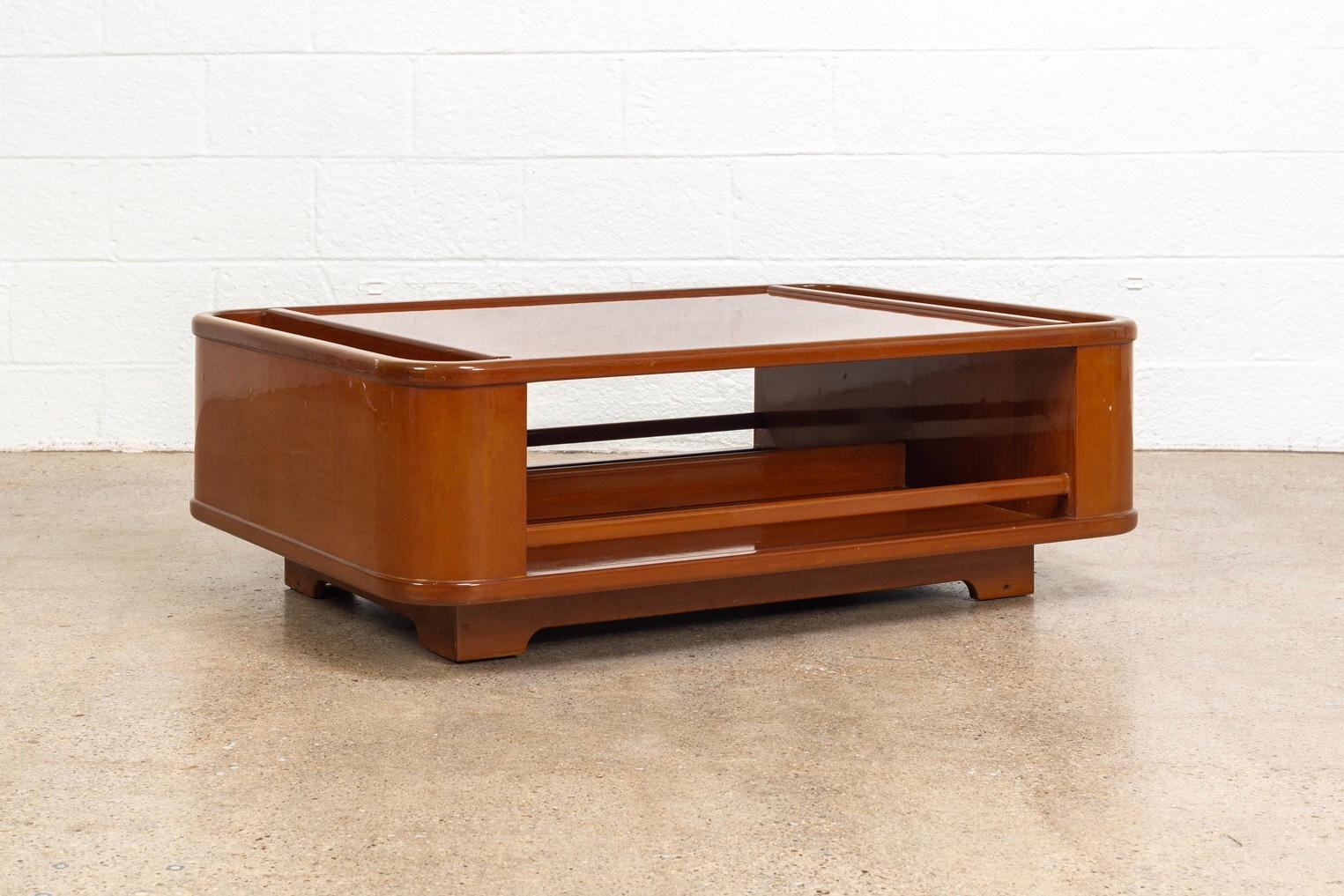 Mid-Century Modern Italian Lacquered Wood Rectangular Coffee Table, 1970s For Sale 2