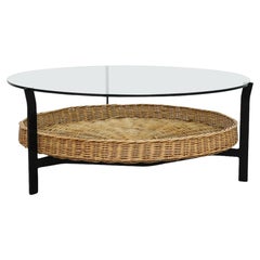 Table basse ronde Rudolf Wolf en verre et rotin, mi-siècle moderne