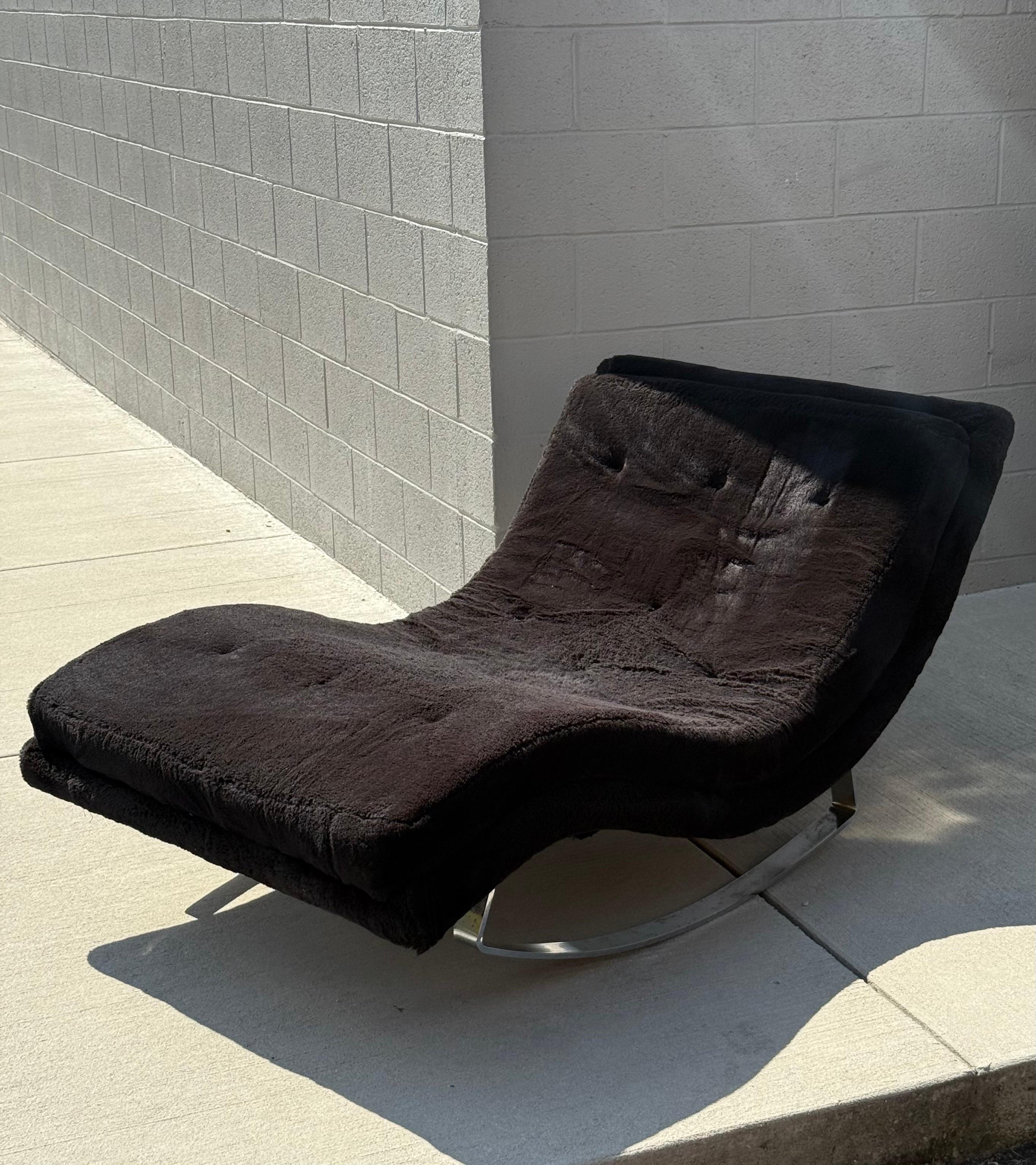 Chaise Wave mecedora de mediados de siglo, modelo 1264, de Adrian Pearsall en venta 4