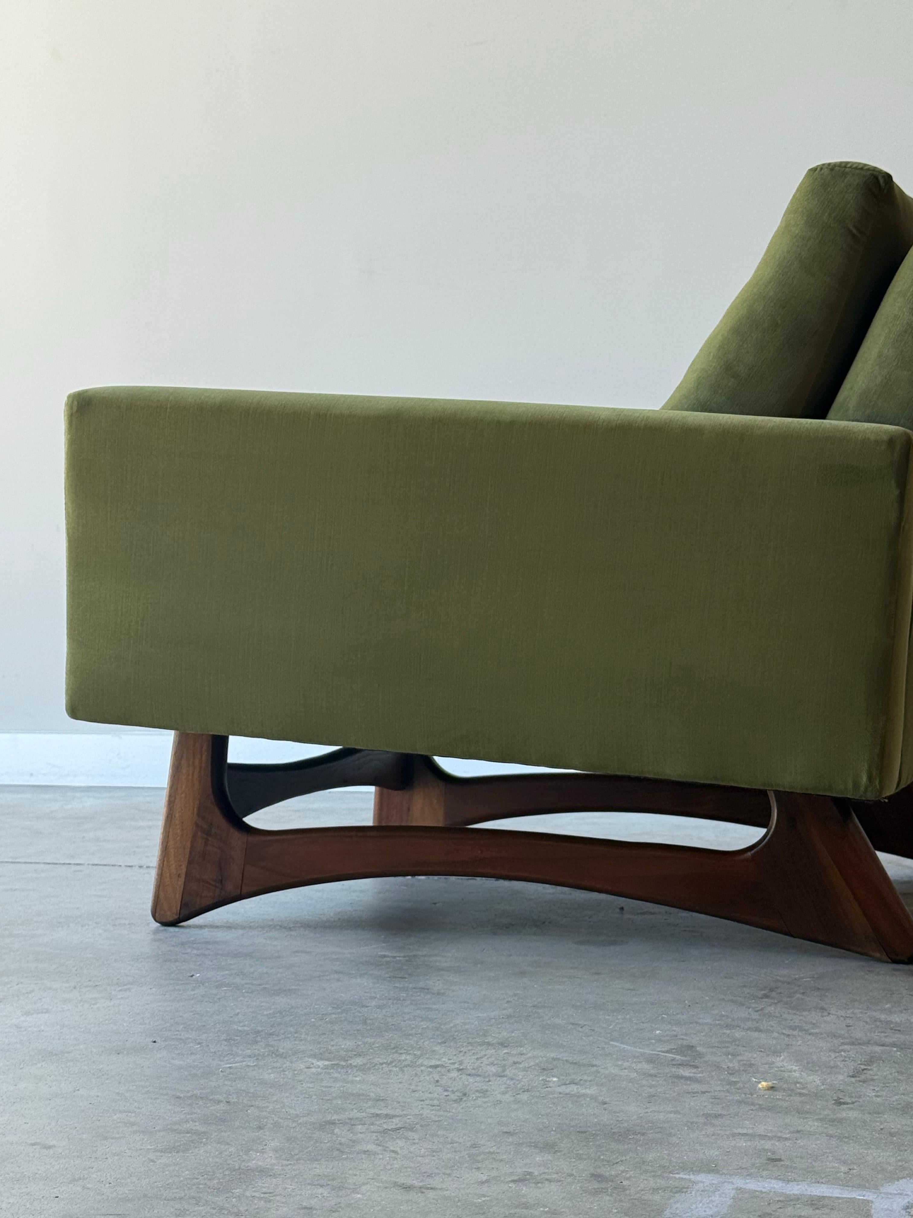 American Mid-Century Model 2406 Lounge Chair by Adrian Pearsall for Craft Associates For Sale