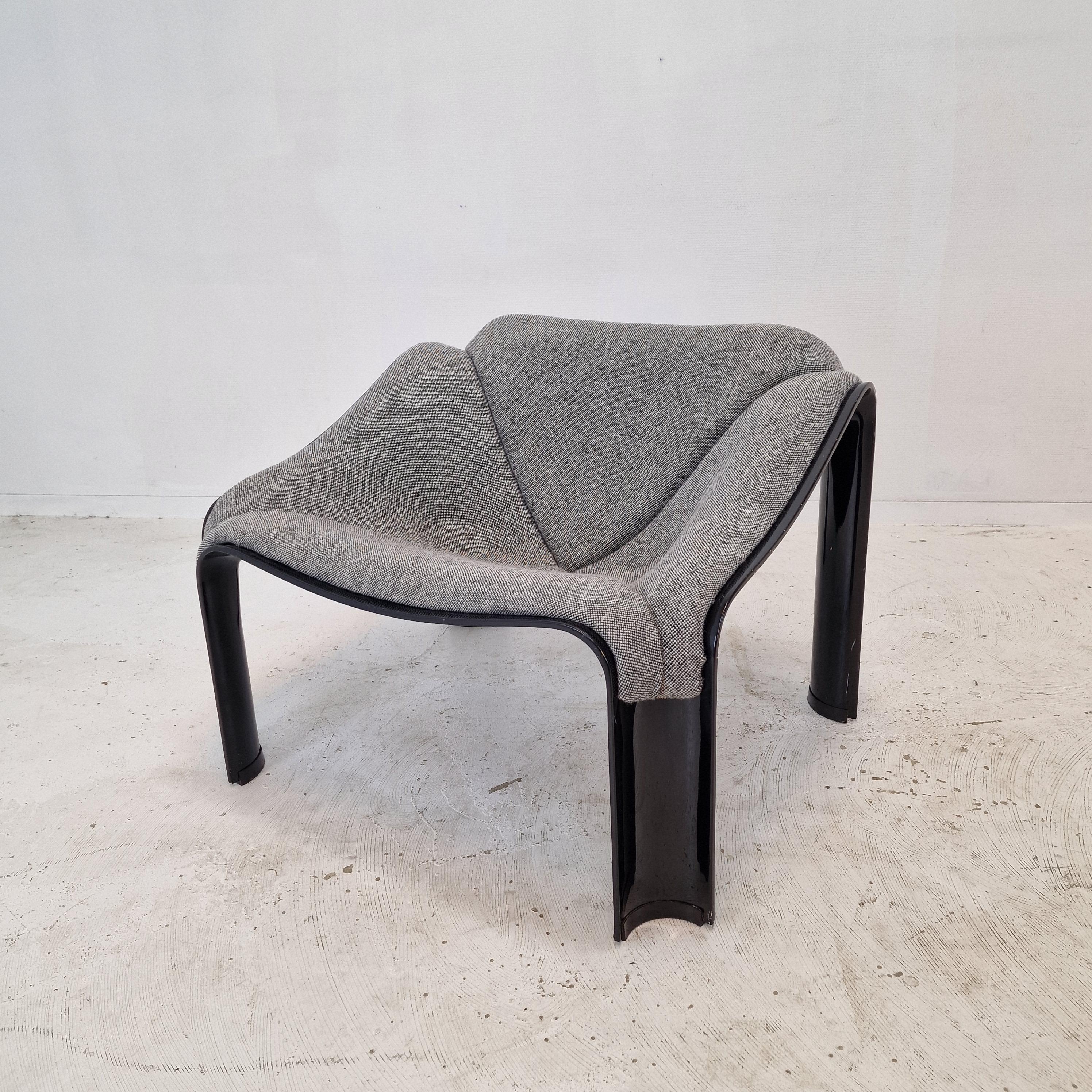 Dutch Mid Century Model 303 Chair by Pierre Paulin for Artifort, 1970s For Sale