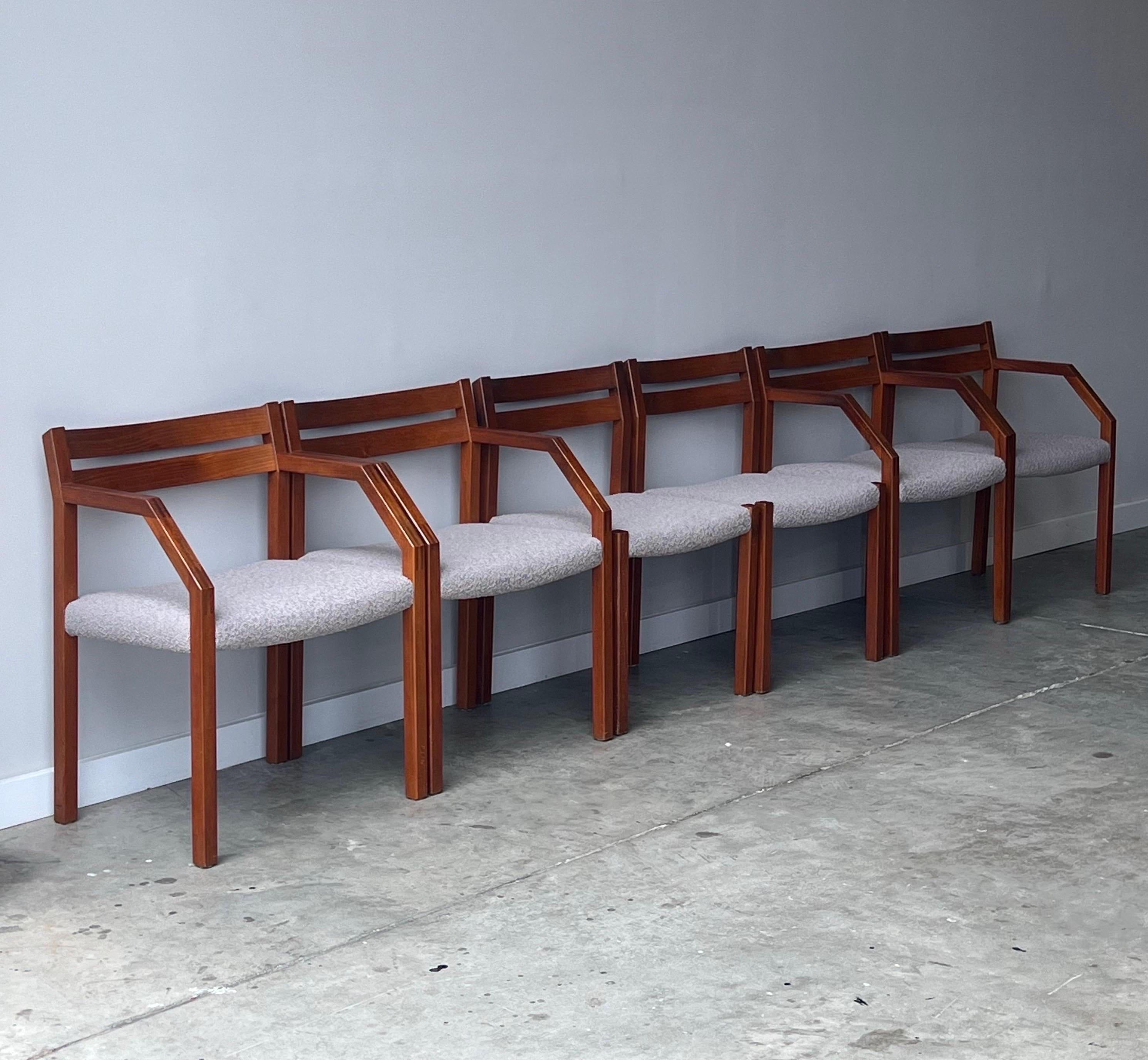 Chaises de salle à manger du milieu du siècle modèle 401 de J.L. Moller - Lot de six en vente 2