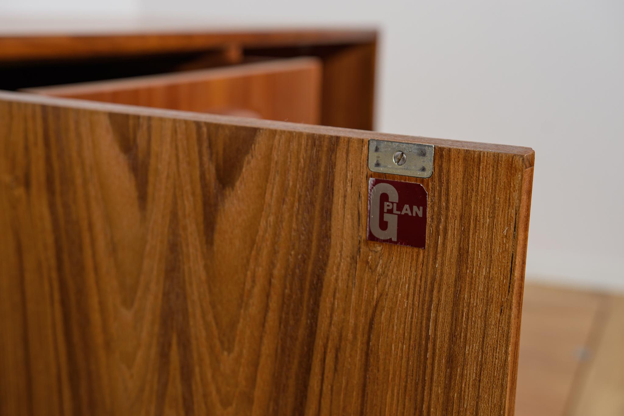 Mid-Century Model 4058 Sideboard by Victor Wilkins for G-Plan, 1960s For Sale 12