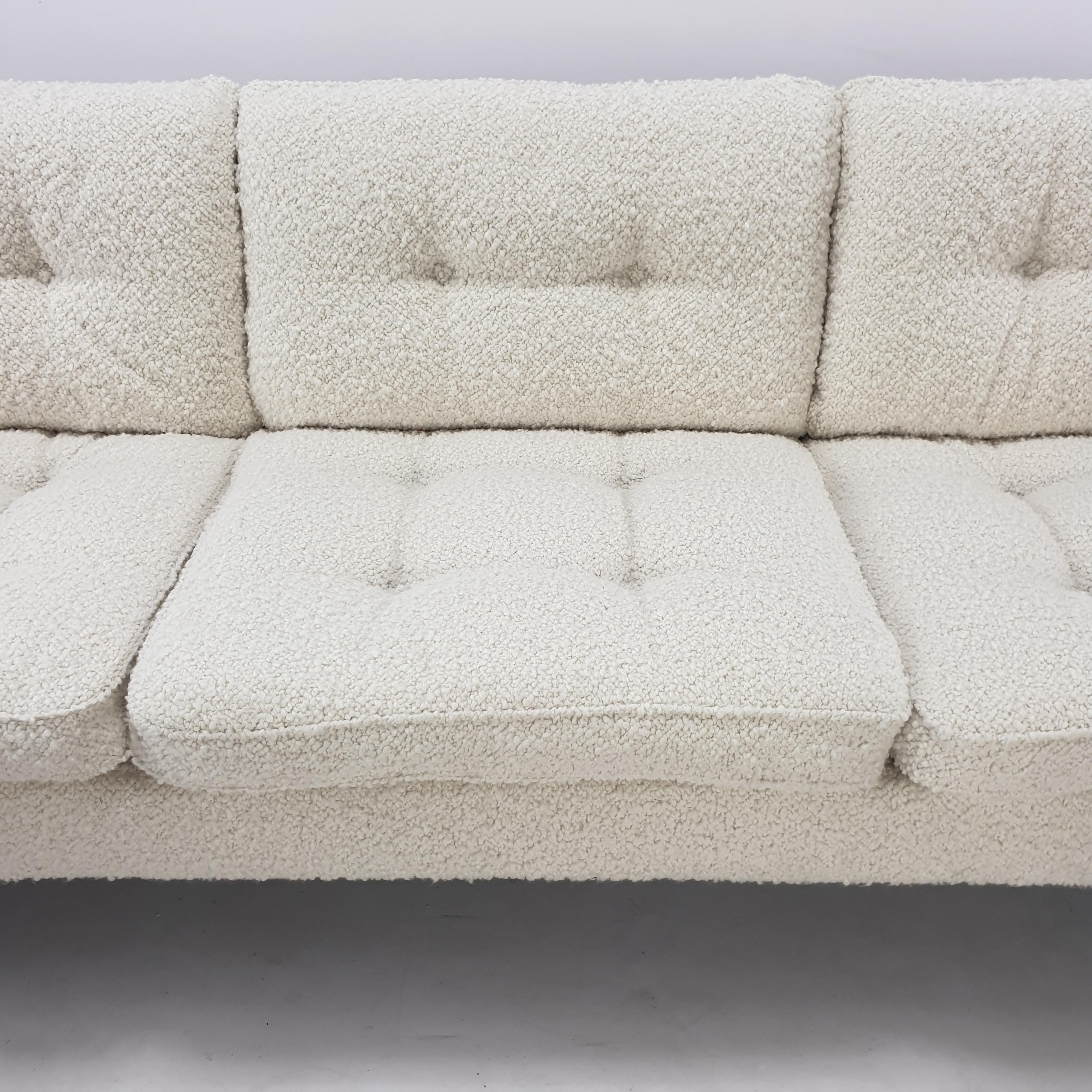 Fabric Mid Century Model 442 Sofa by Pierre Paulin for Artifort, 1960s For Sale
