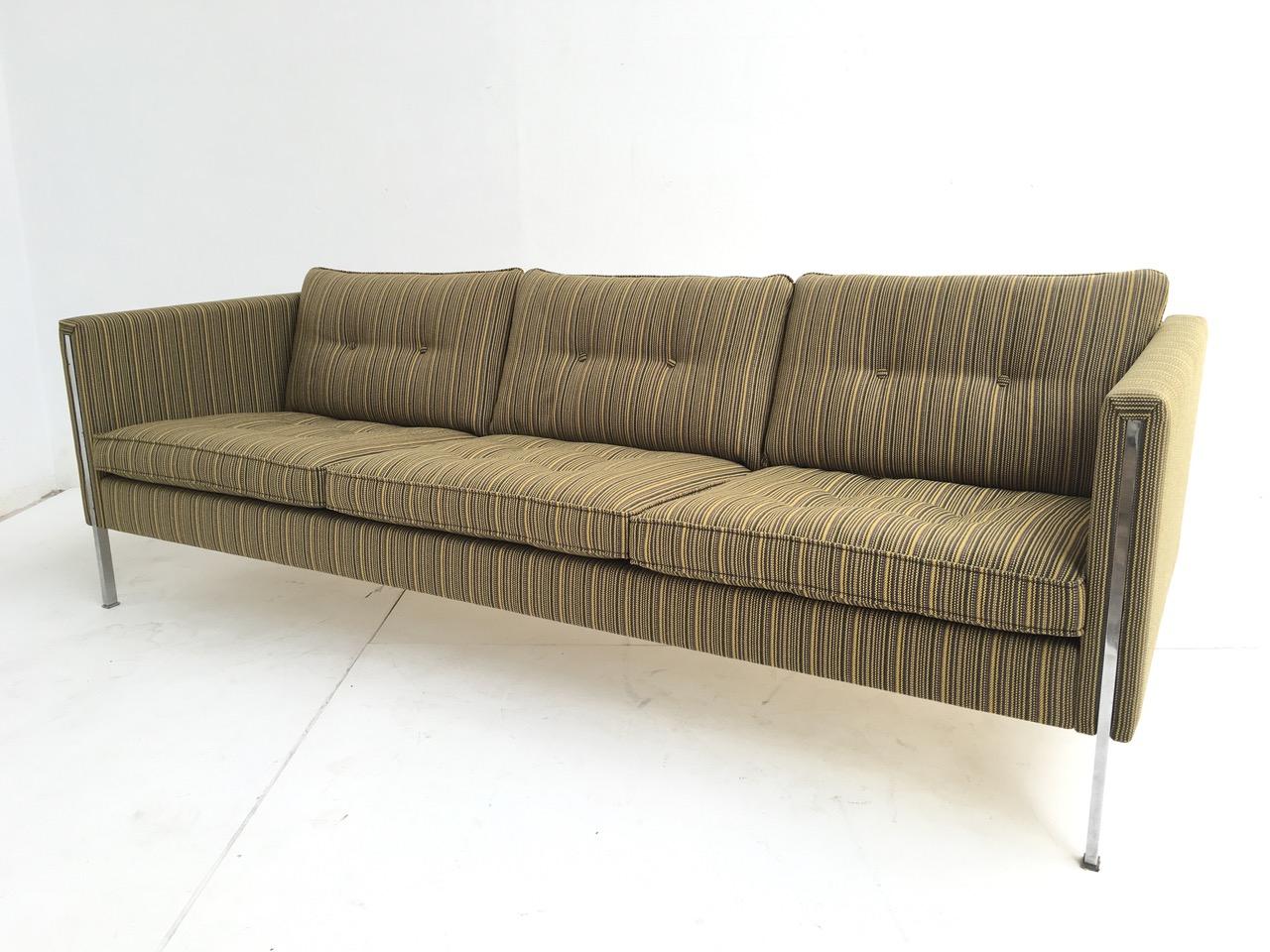 Mid Century Model 442 Sofa by Pierre Paulin for Artifort, 1960s For Sale 4