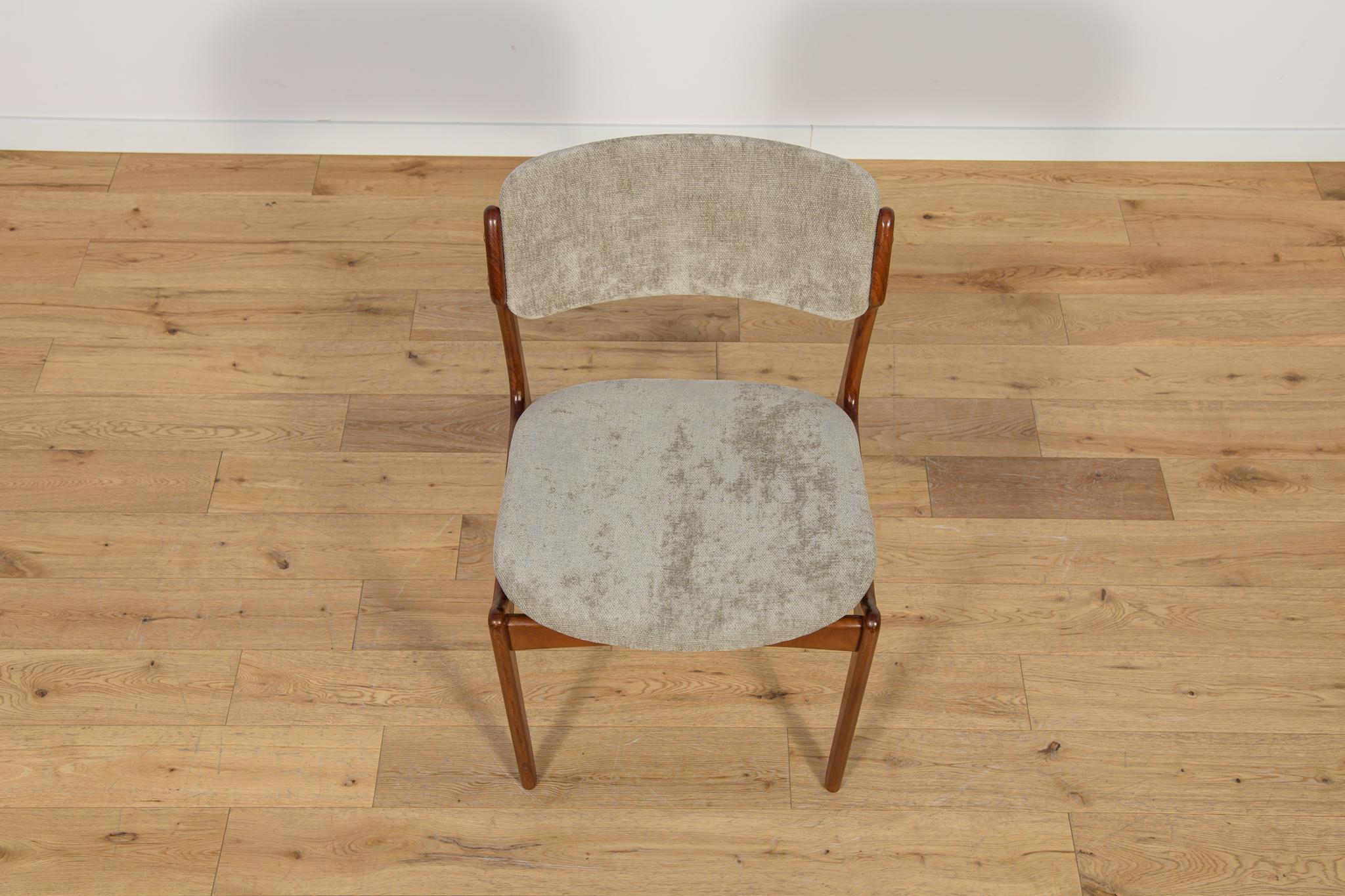 Mid-Century Modell 49 Esszimmerstühle aus Teakholz von Erik Buch für Odense Machine, Mitte des Jahrhunderts im Angebot 2