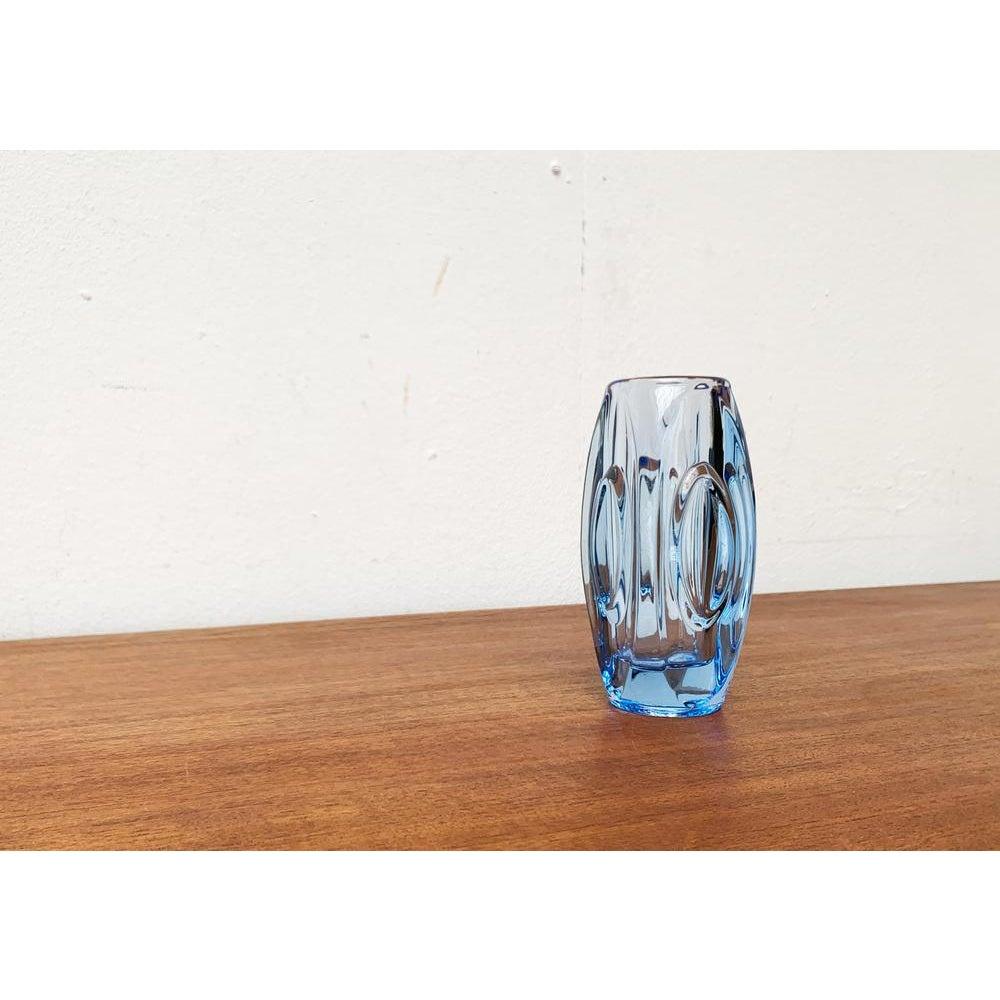 Mid-Century Model 914 Blue Glass Vase by Rudolf Schröter for Rosice, 1950s For Sale 6
